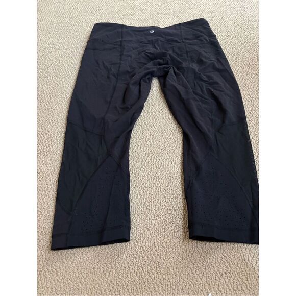 Lululemon size 12 cropped leggings - Picture 7 of 7
